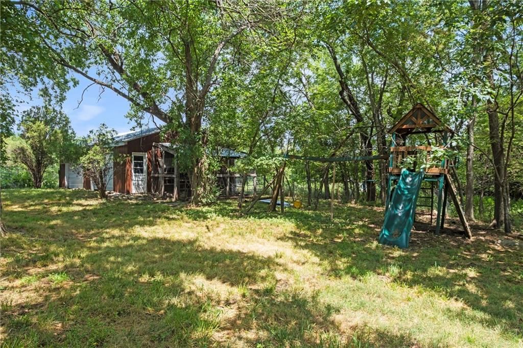 1034 E 450 Road — photo 53