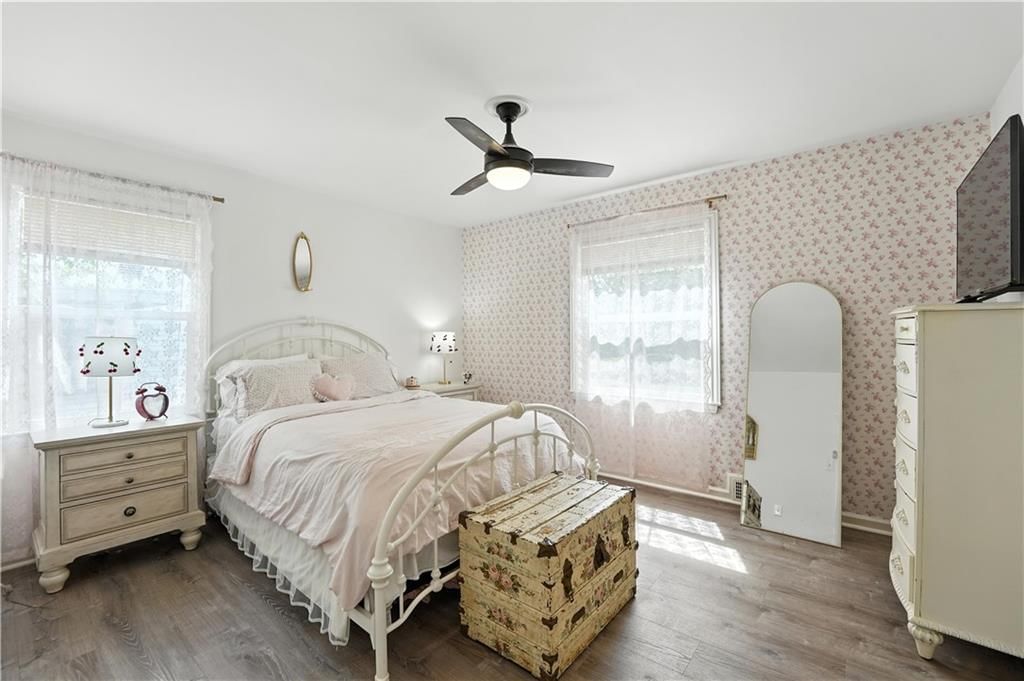 5213 Linden Street — photo 15