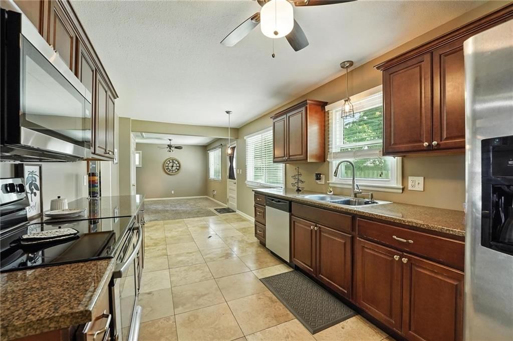 516 N HAMILTON Street — photo 10