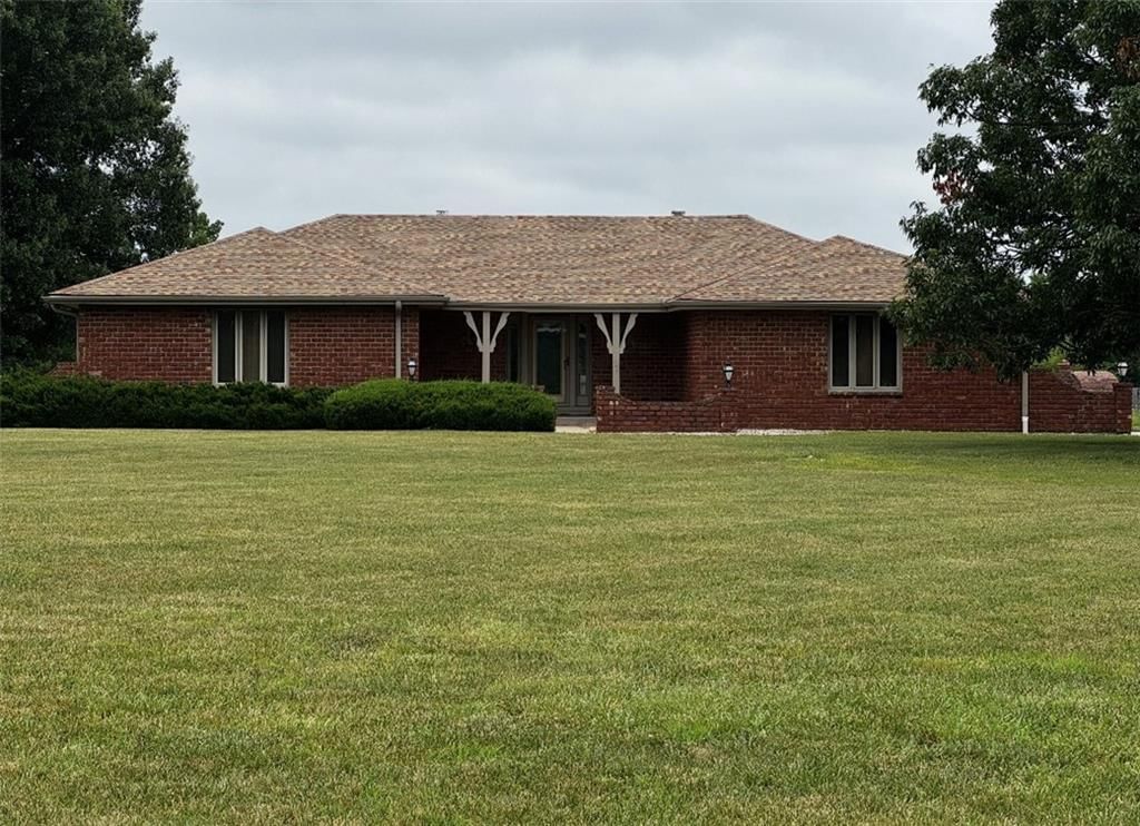22611 Old Kansas City Road — photo 2