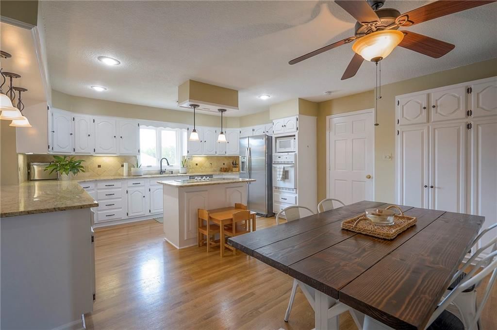 22611 Old Kansas City Road — photo 18