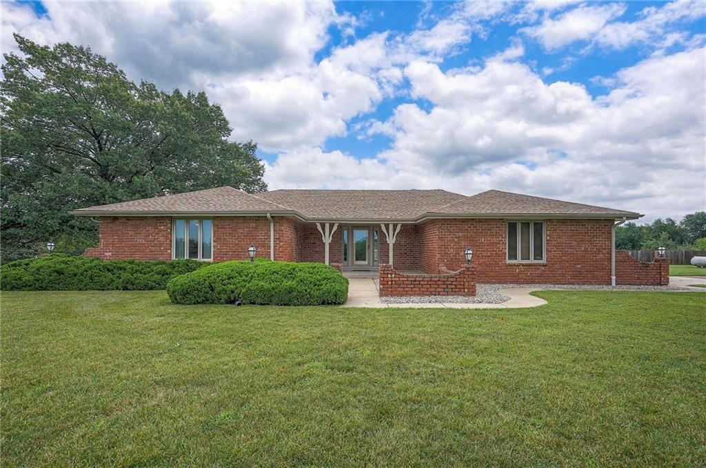 22611 Old Kansas City Road — photo 3