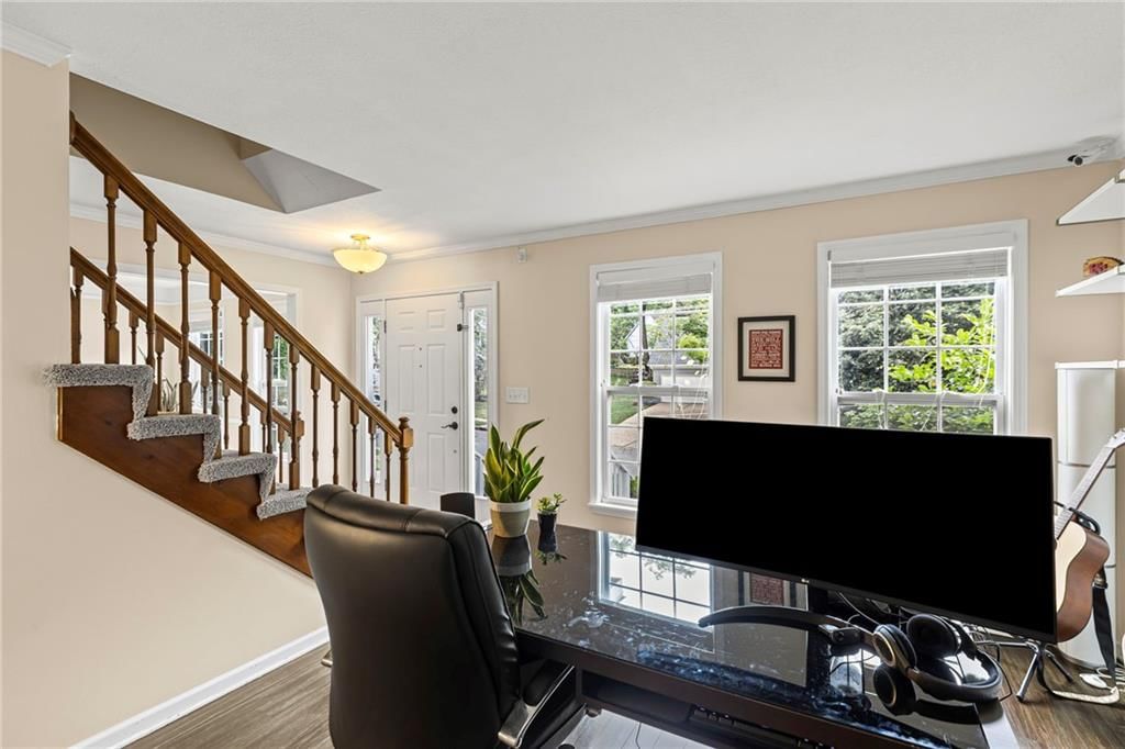 11425 MARTY Street — photo 8