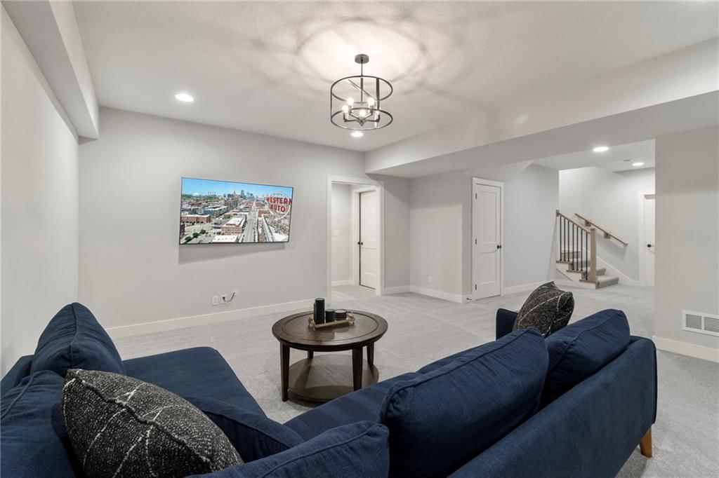 7106 Linden Street — photo 38