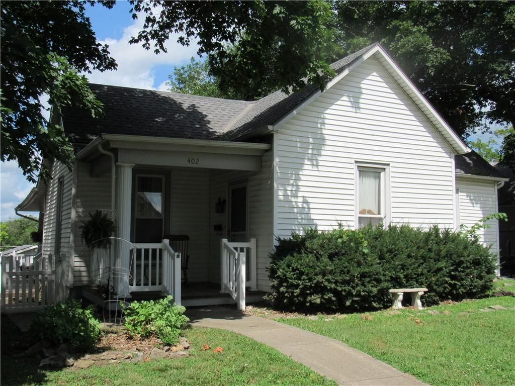 402 N Independence Street — photo 2