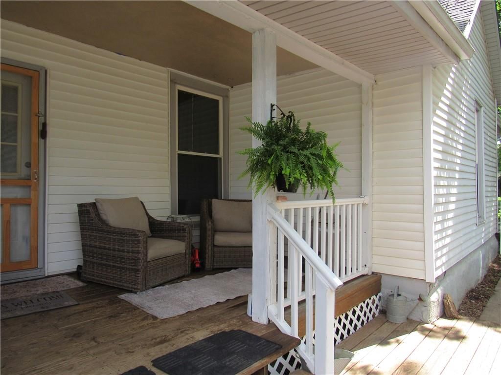 402 N Independence Street — photo 5