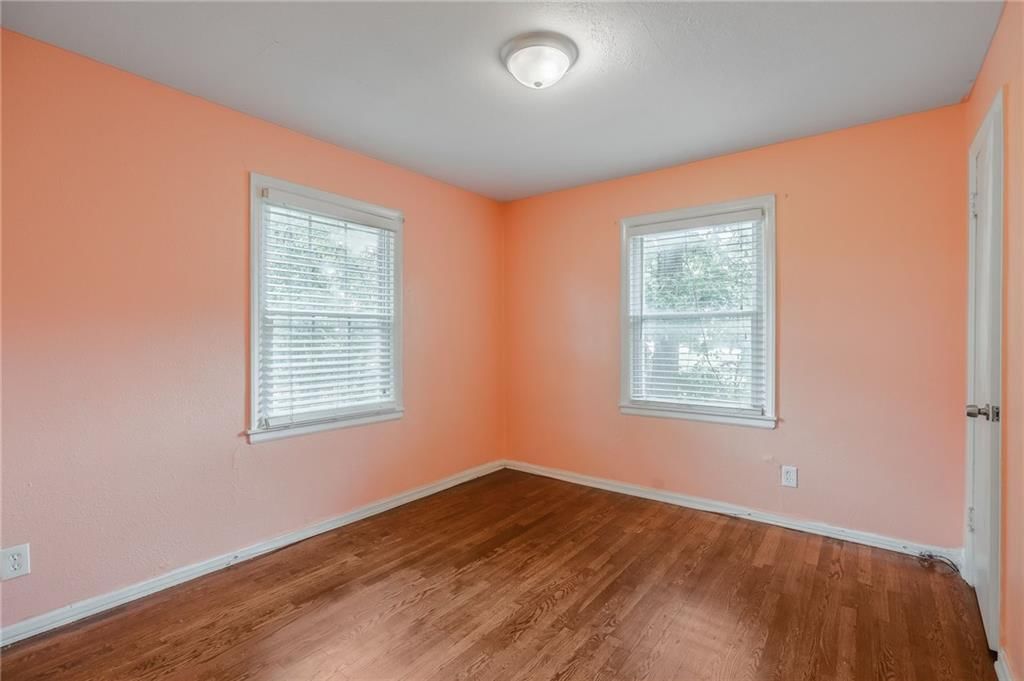 3011 S 10TH Street — photo 11