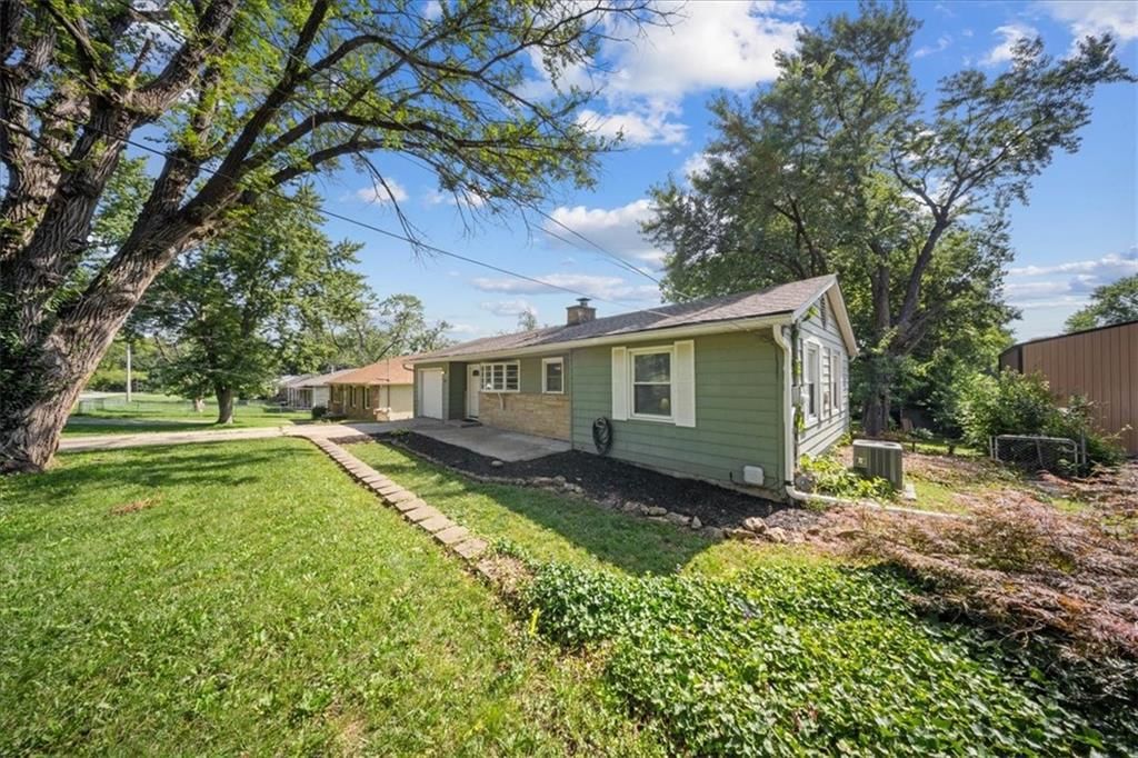 1017 S Trail Ridge Drive — photo 3