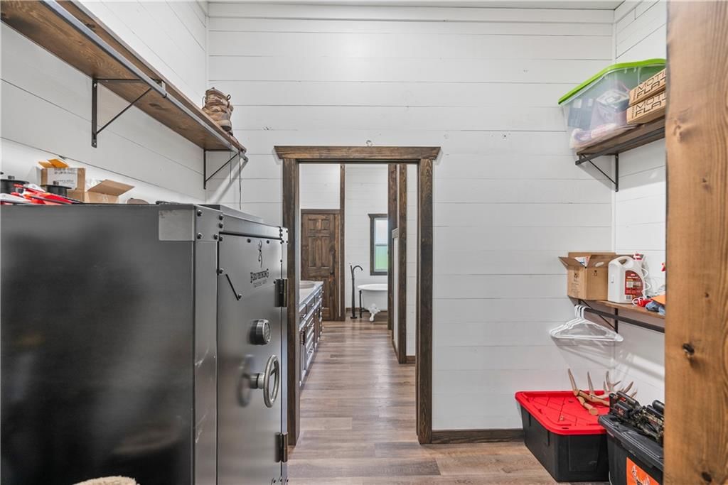 24104 Xavier Road — photo 33