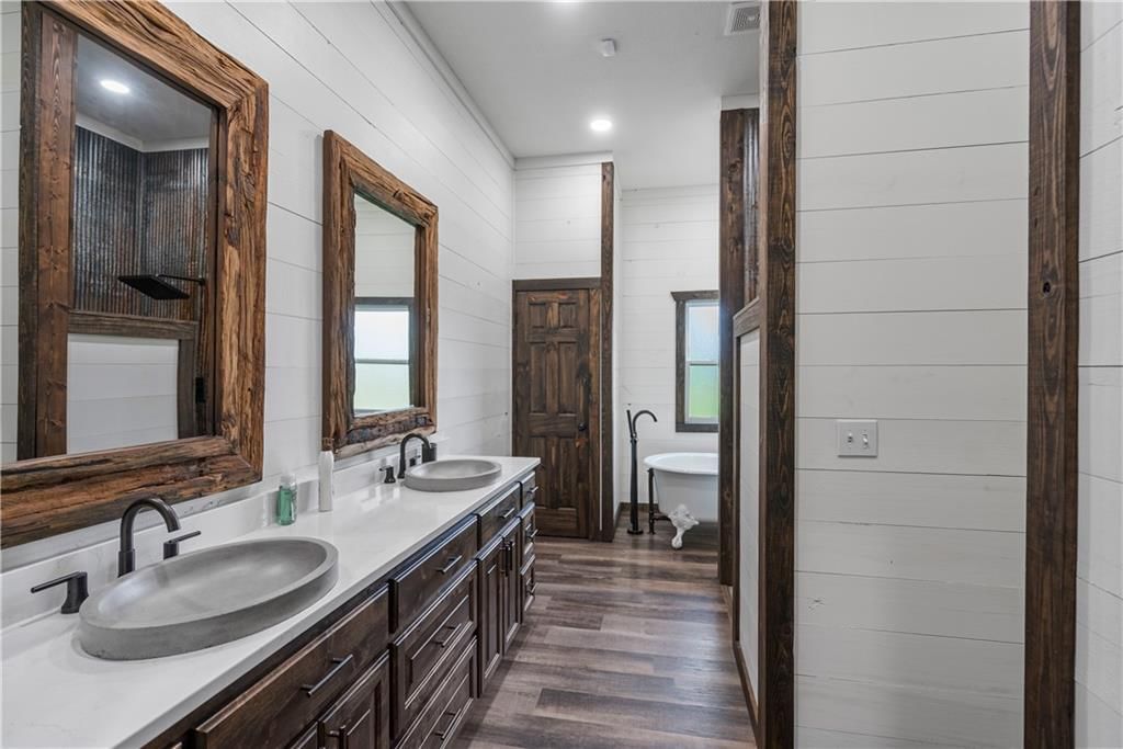 24104 Xavier Road — photo 36