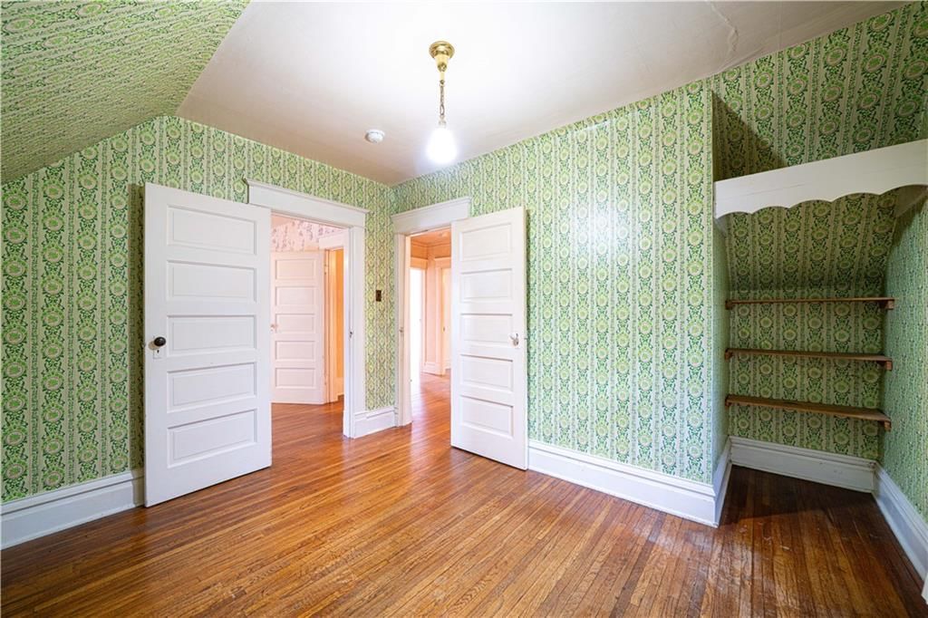1004 E 2ND Street — photo 21