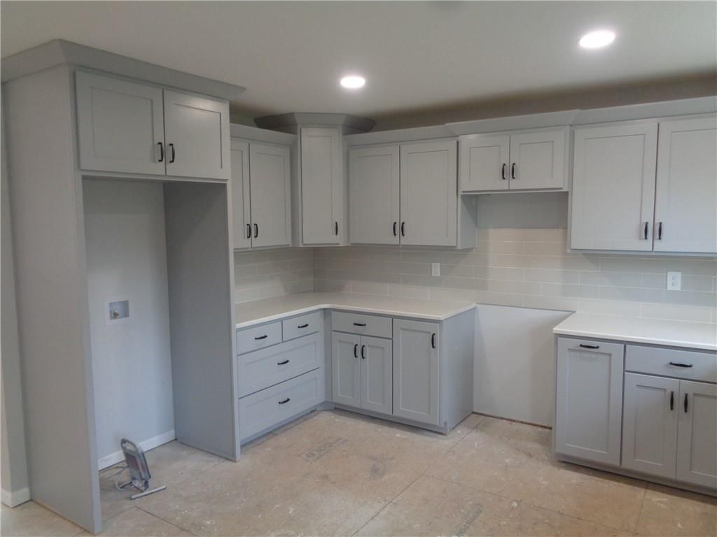 804 N Wright Avenue — photo 13