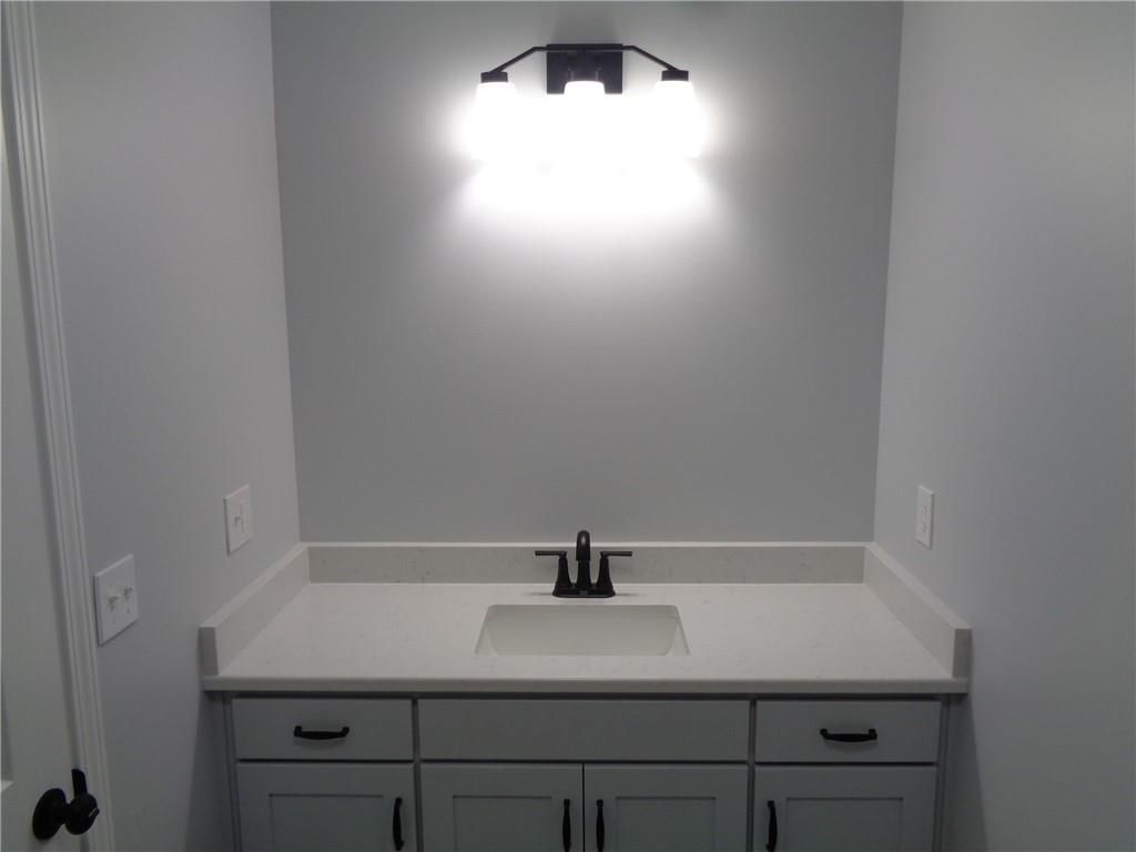 804 N Wright Avenue — photo 24