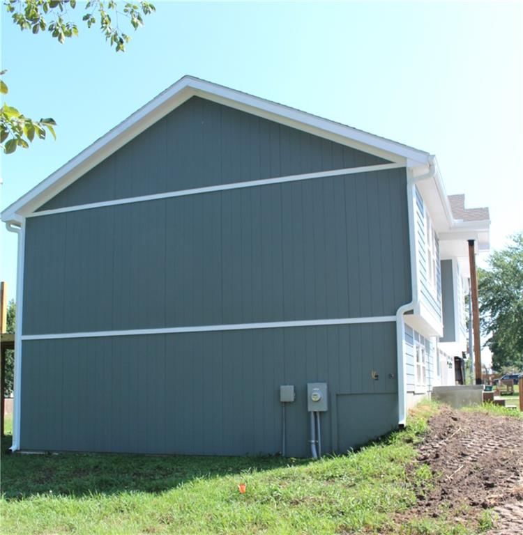 804 N Wright Avenue — photo 5