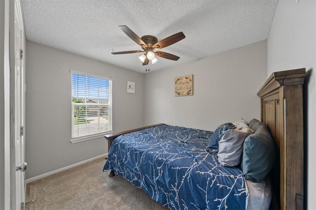 103 N Pecan Street — photo 15