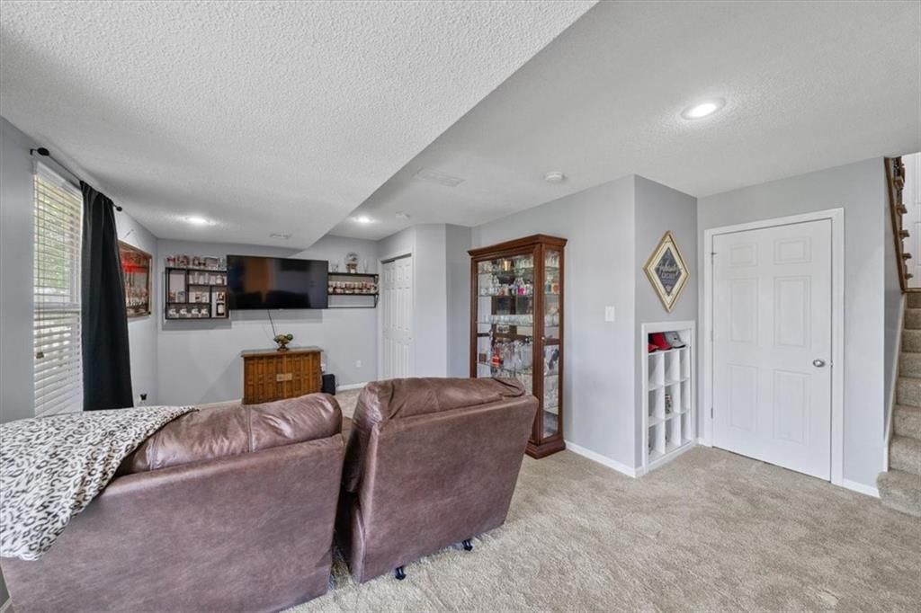 103 N Pecan Street — photo 18
