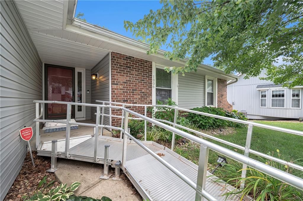 1806 N Lazy Branch Road — photo 3