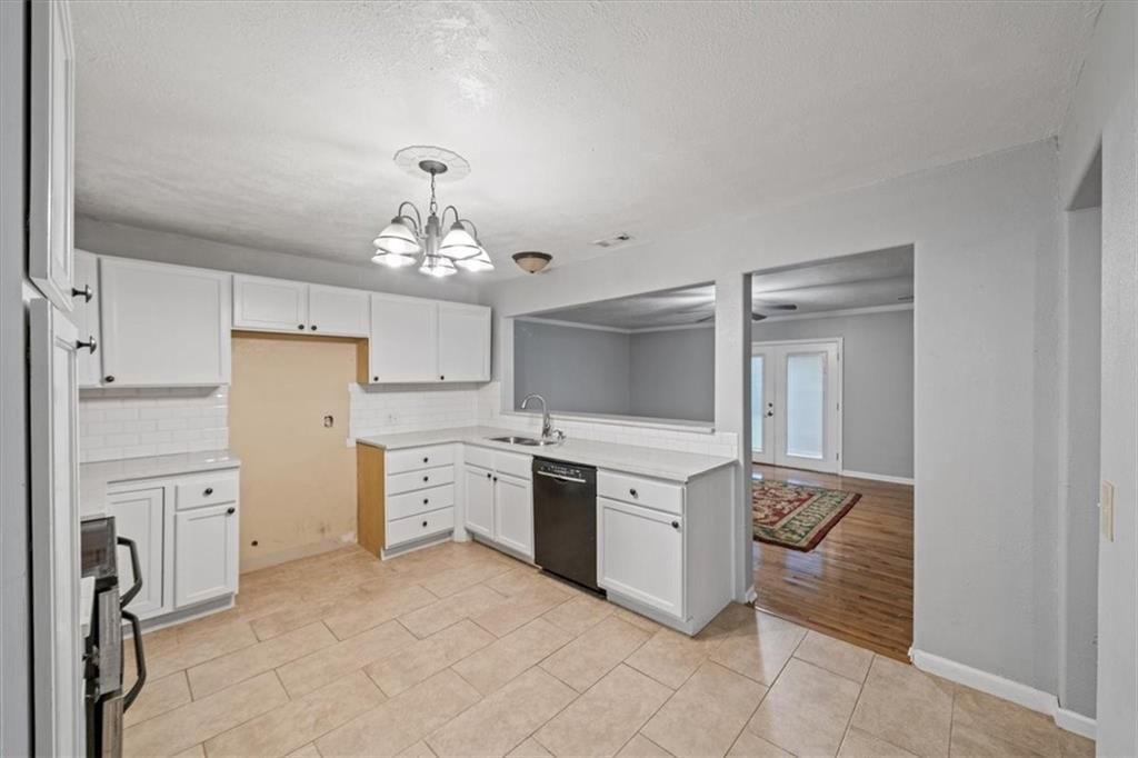 11425 W 68th Terrace — photo 9