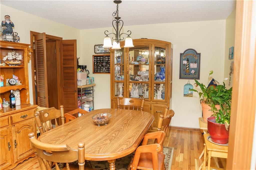 9730 Overhill Drive — photo 16
