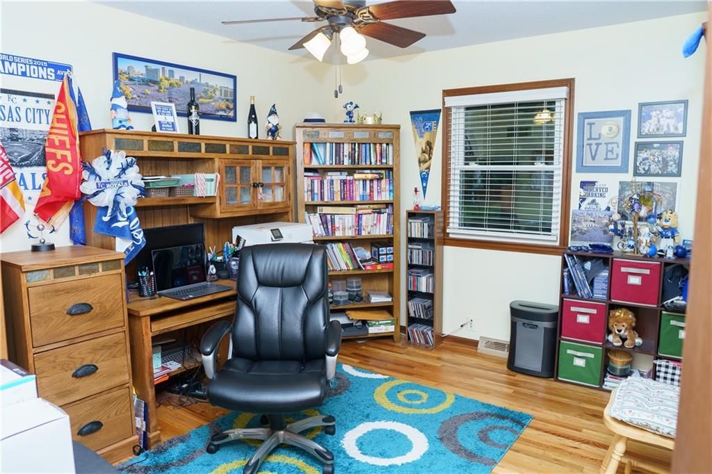 9730 Overhill Drive — photo 28