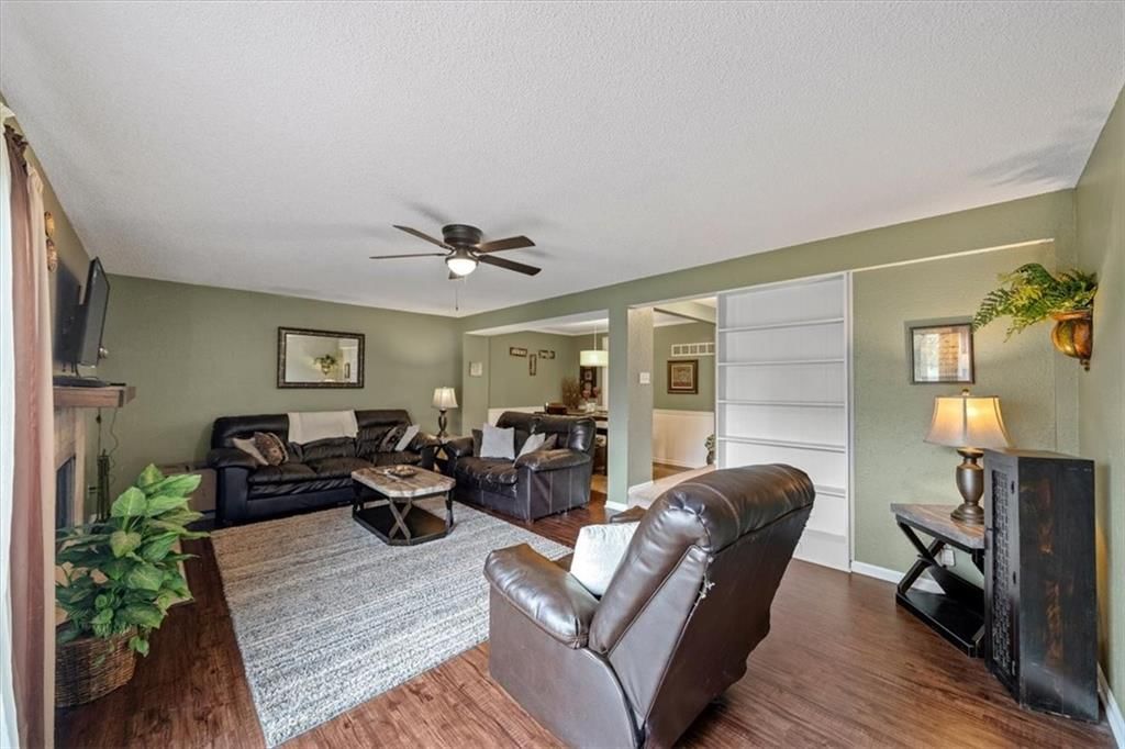 5933 Ridgeway Avenue — photo 12