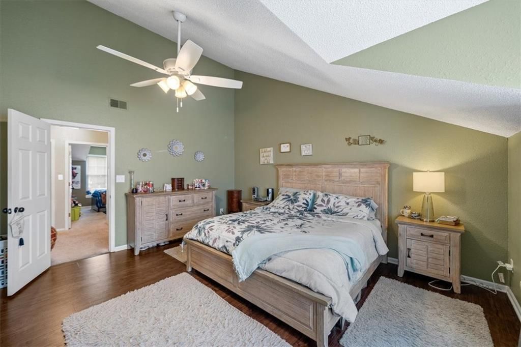 5933 Ridgeway Avenue — photo 14