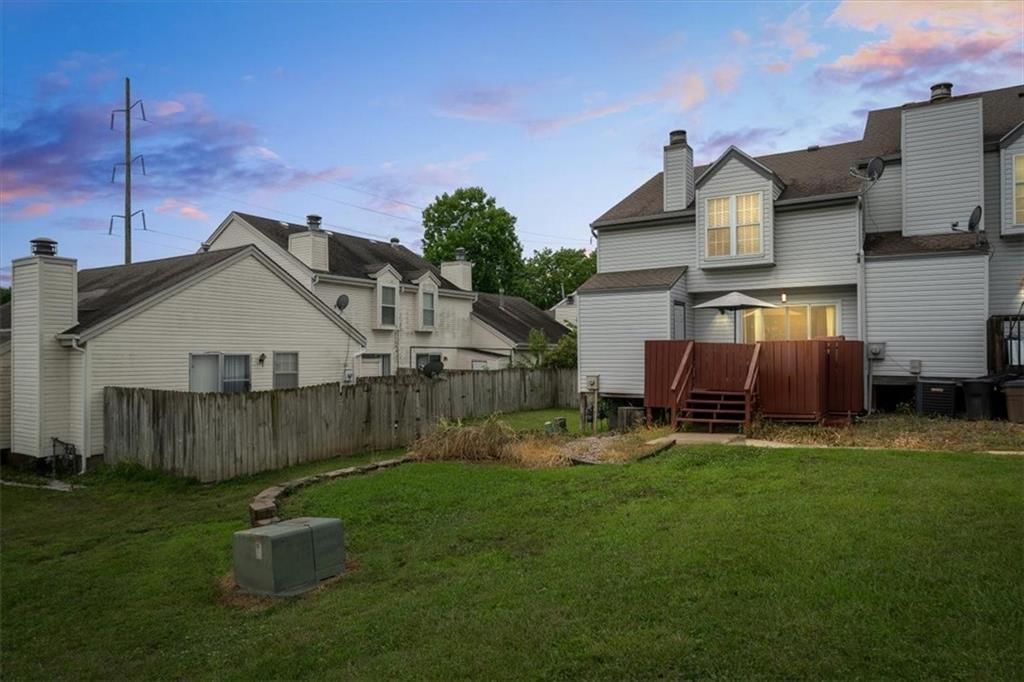 5933 Ridgeway Avenue — photo 28