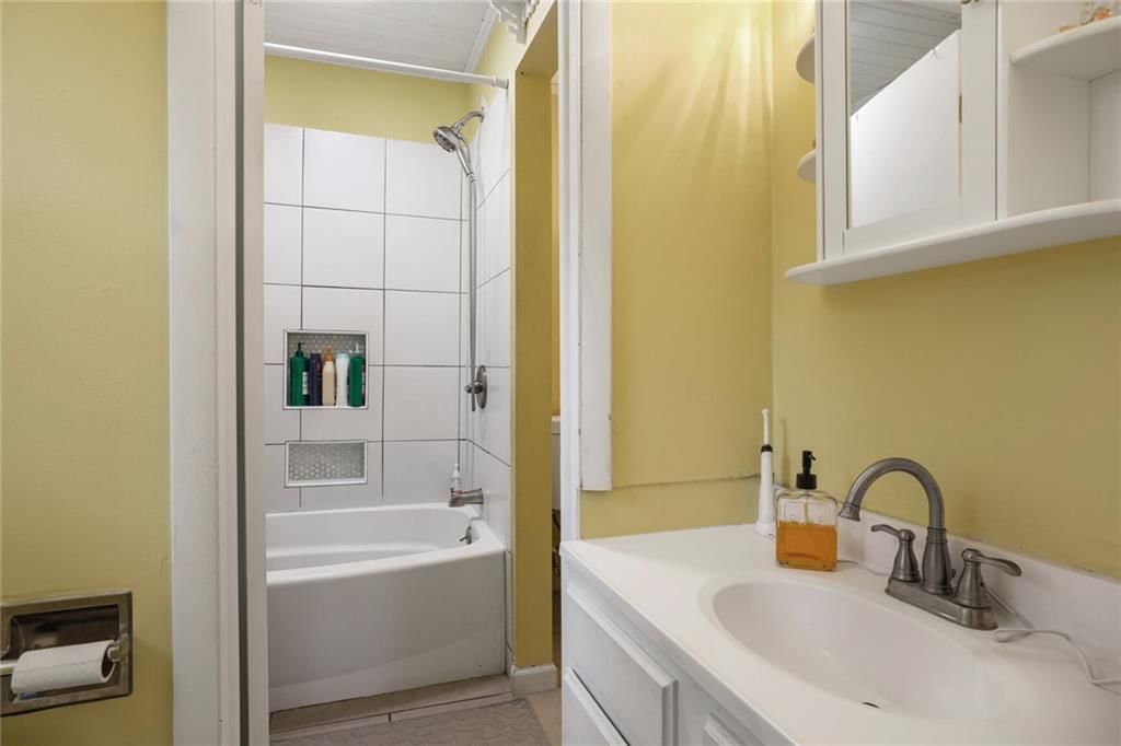 8826 Marty Street — photo 15