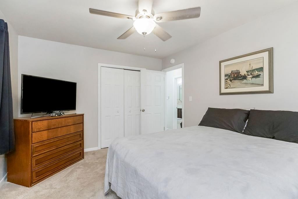4022 S Fuller Avenue — photo 17