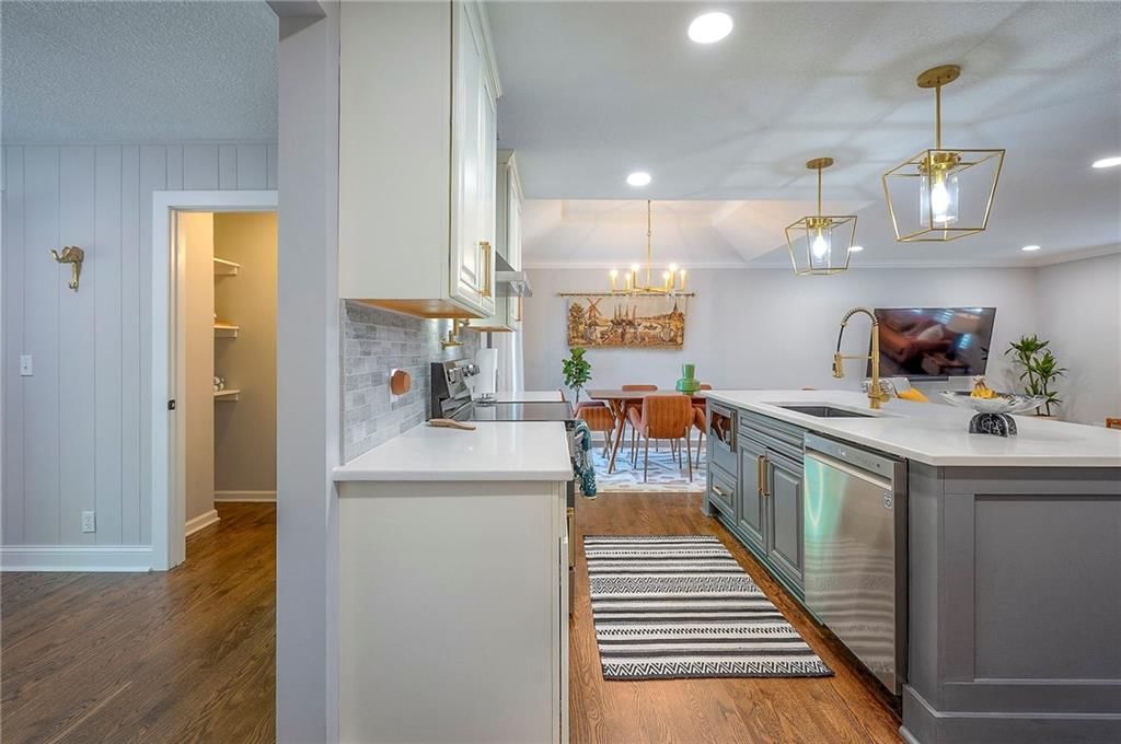 9300 Beverly Drive — photo 18
