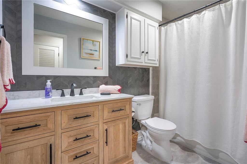 9300 Beverly Drive — photo 28