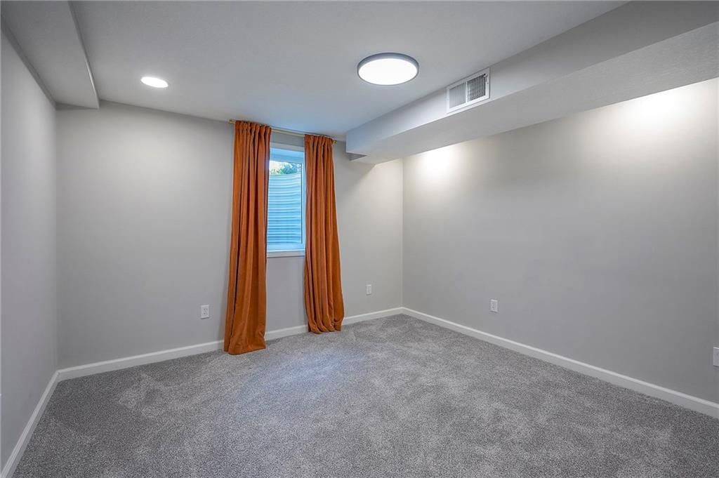 9300 Beverly Drive — photo 46