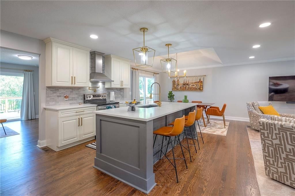 9300 Beverly Drive — photo 10