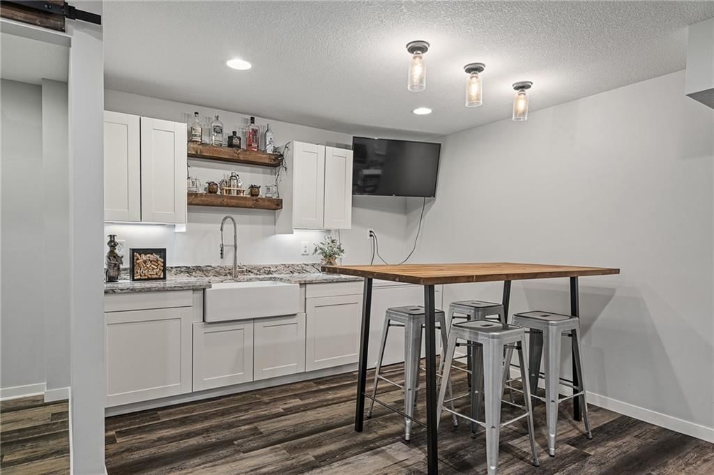 324 S Mesquite Street — photo 43