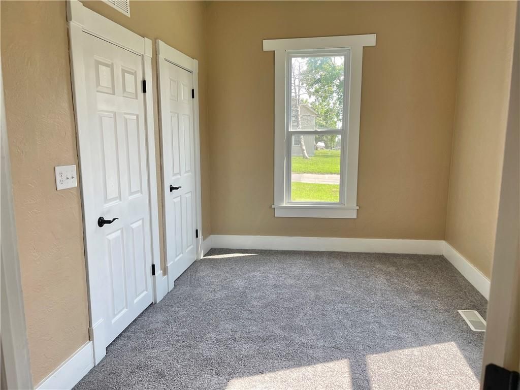 110 W Shawnee Street — photo 17