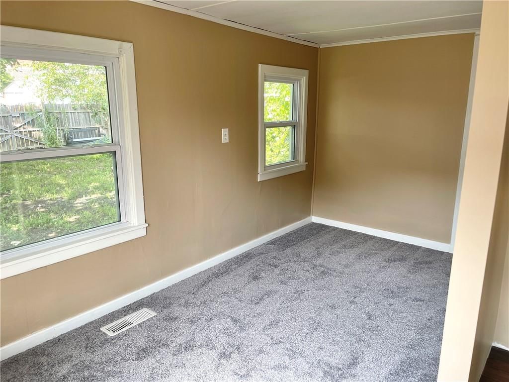 110 W Shawnee Street — photo 20