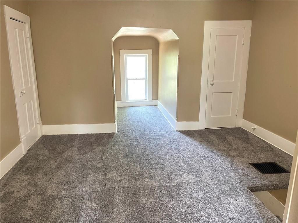 110 W Shawnee Street — photo 31