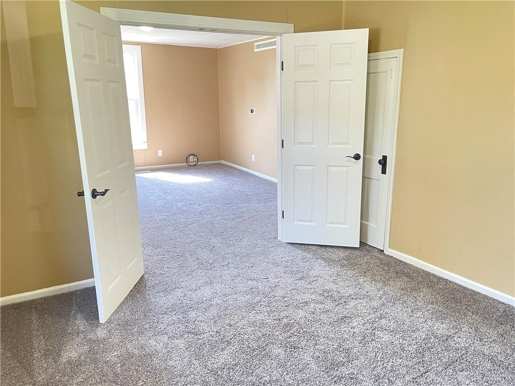 110 W Shawnee Street — photo 6