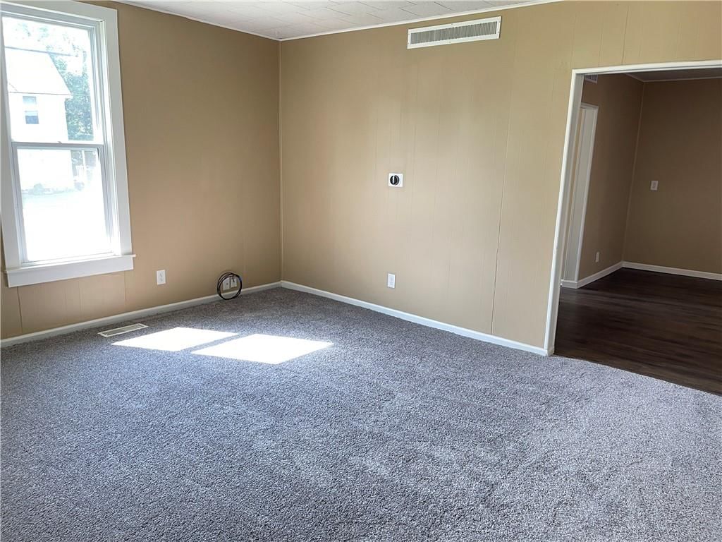 110 W Shawnee Street — photo 7
