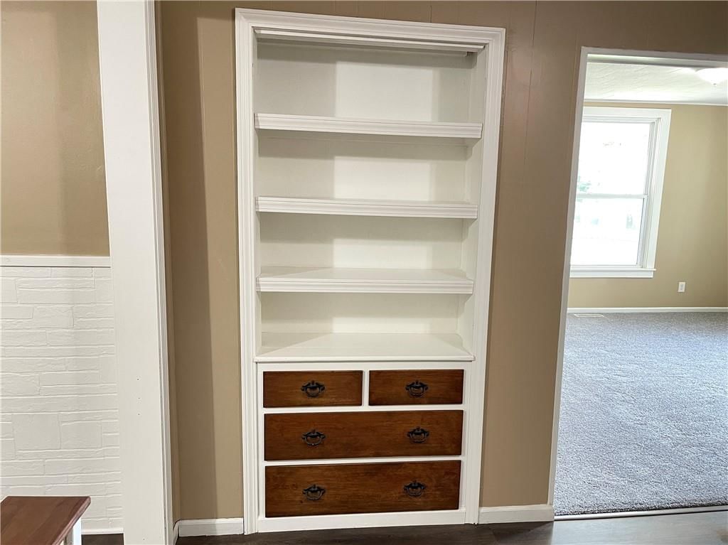 110 W Shawnee Street — photo 10