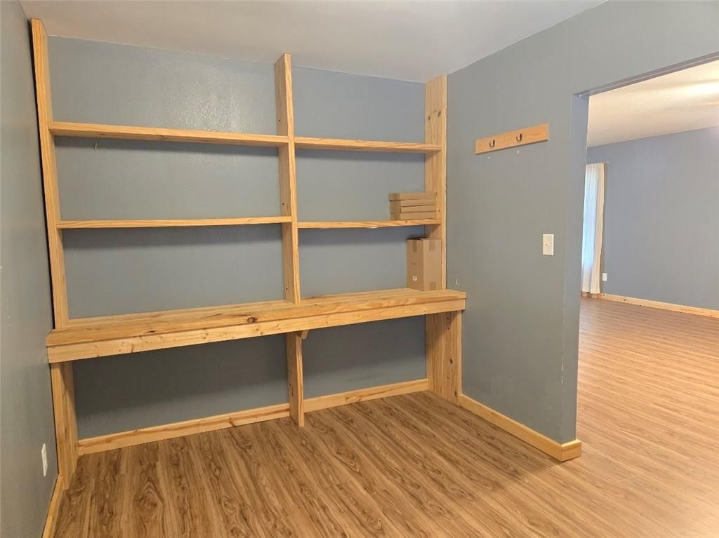 524 W 2nd Street — photo 14