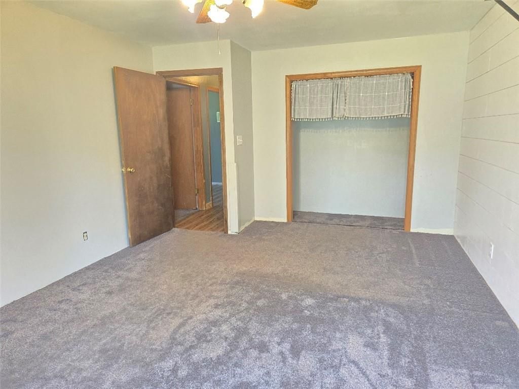 524 W 2nd Street — photo 37