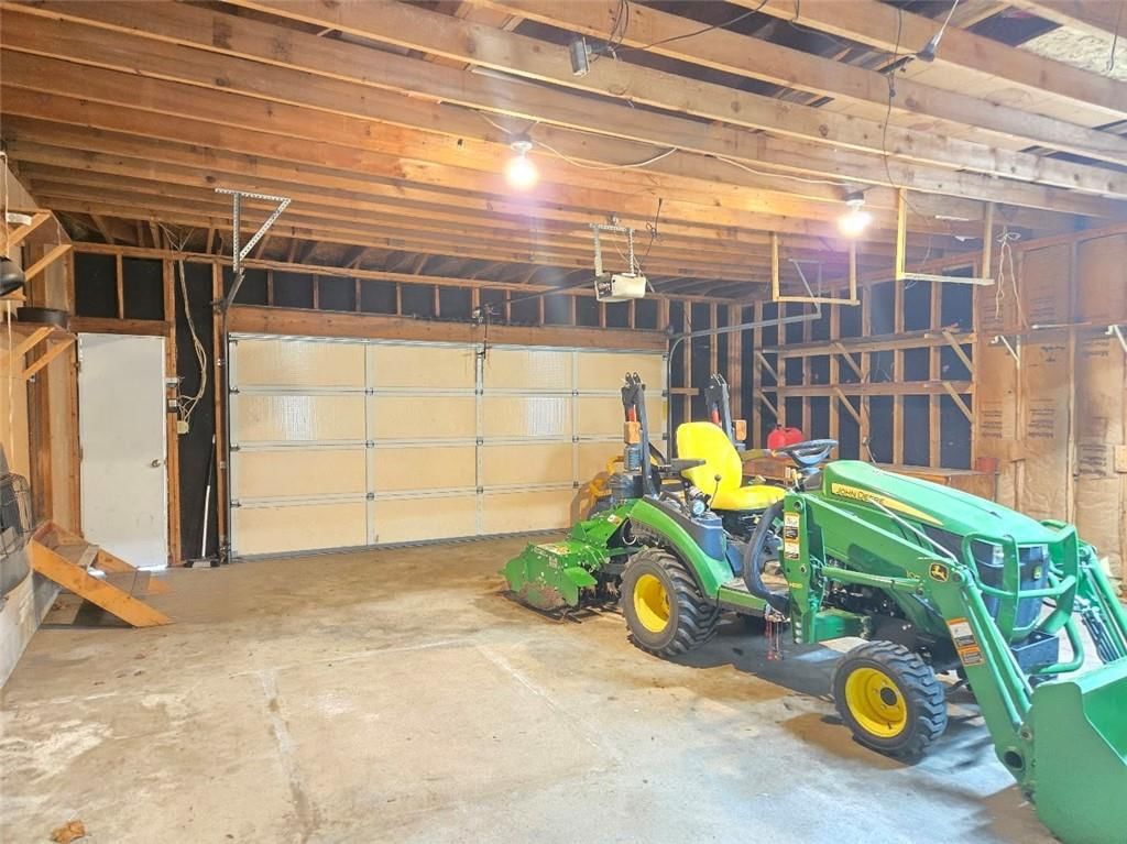 524 W 2nd Street — photo 46