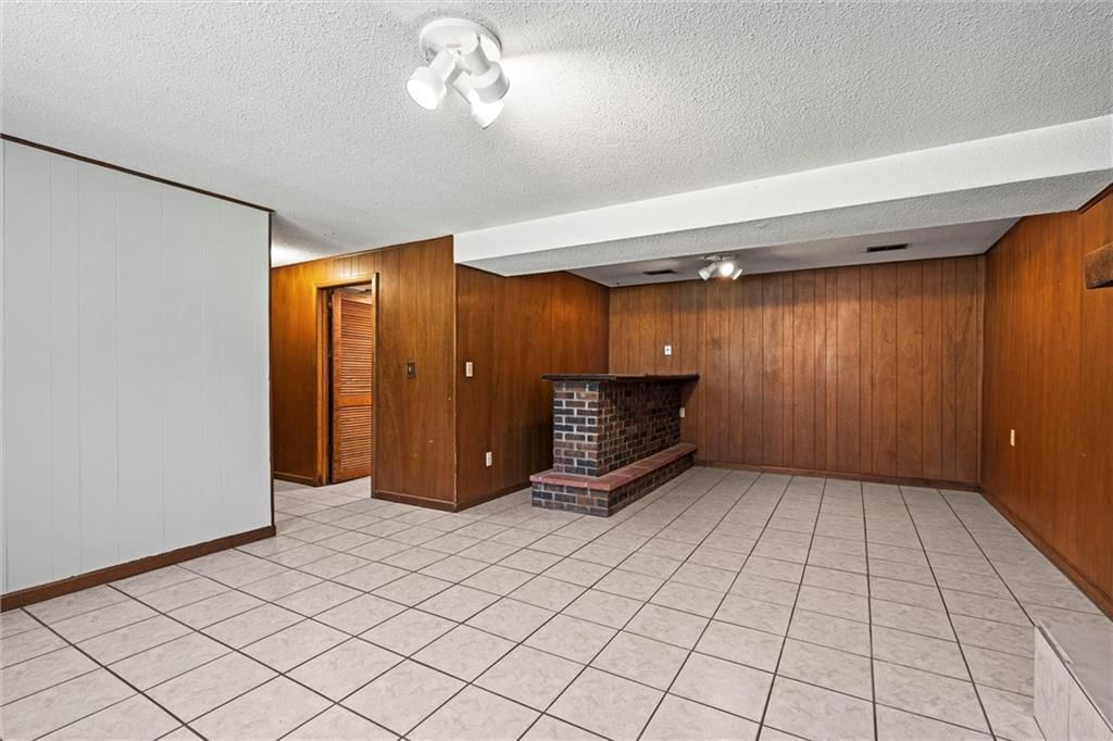 3118 S 56th Terrace — photo 23