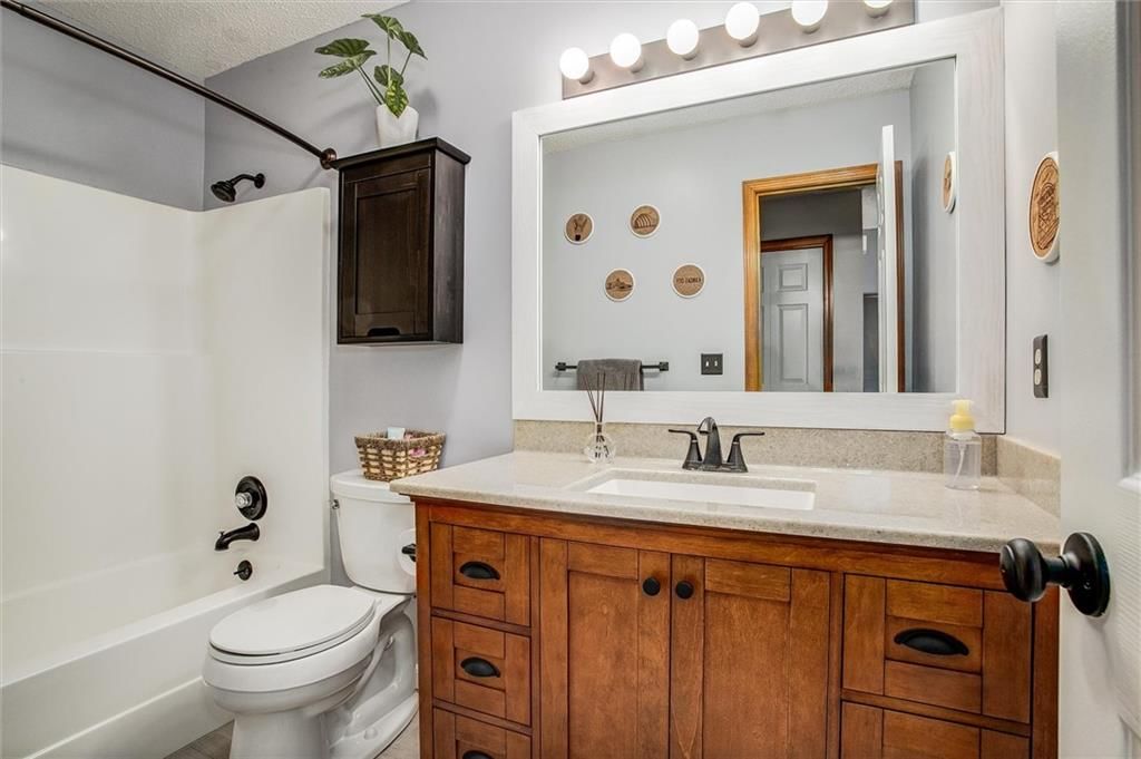 1722 NE Duchess Drive — photo 16