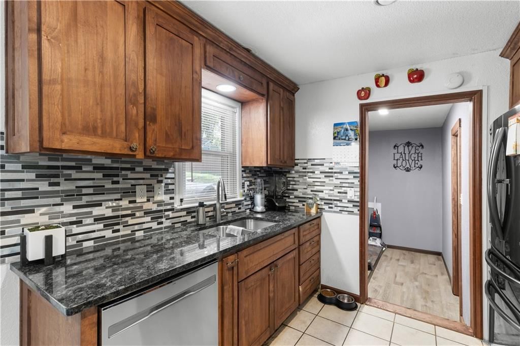 3406 NE 57th Street — photo 10