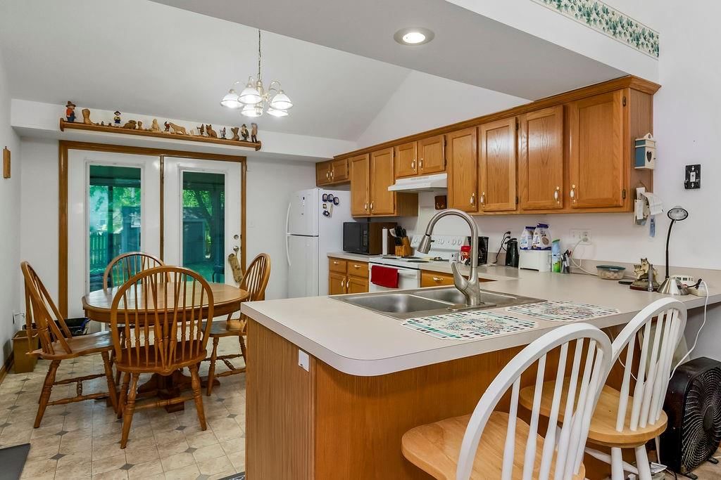 1120 Arrowhead Ridge — photo 6