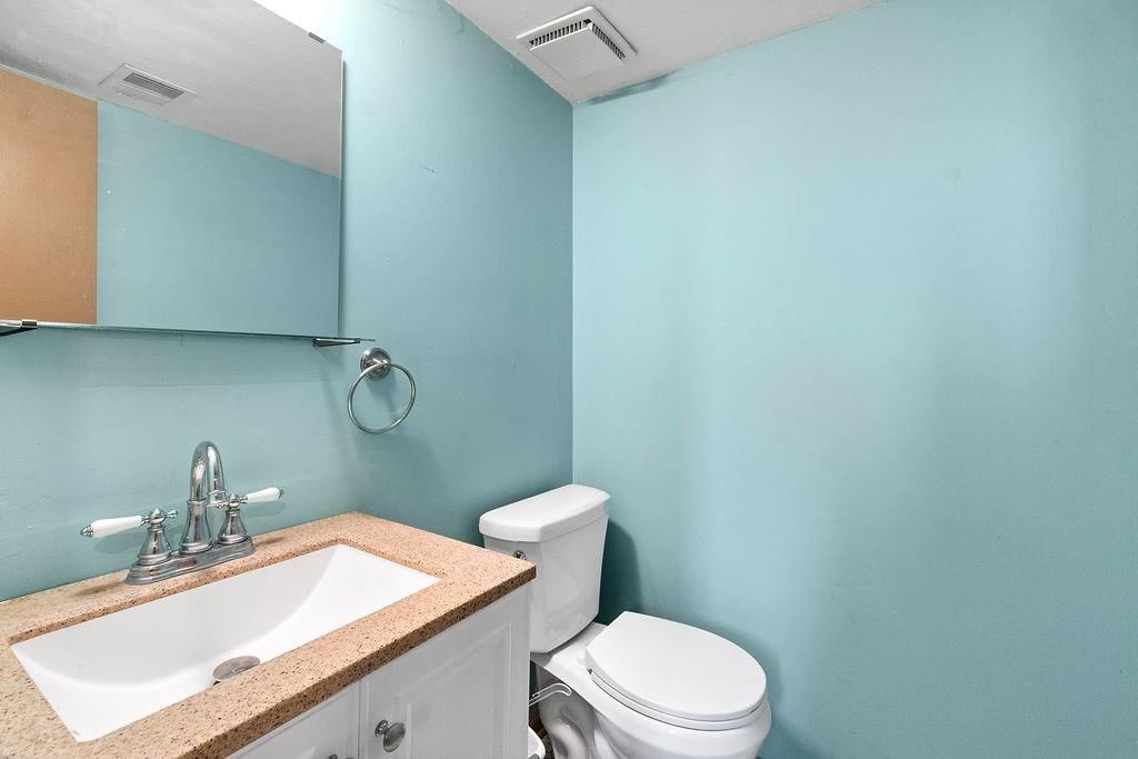 13920 S Sycamore Street — photo 23