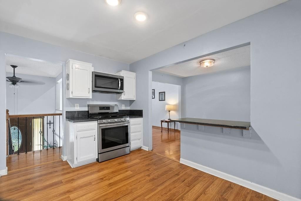 13920 S Sycamore Street — photo 7
