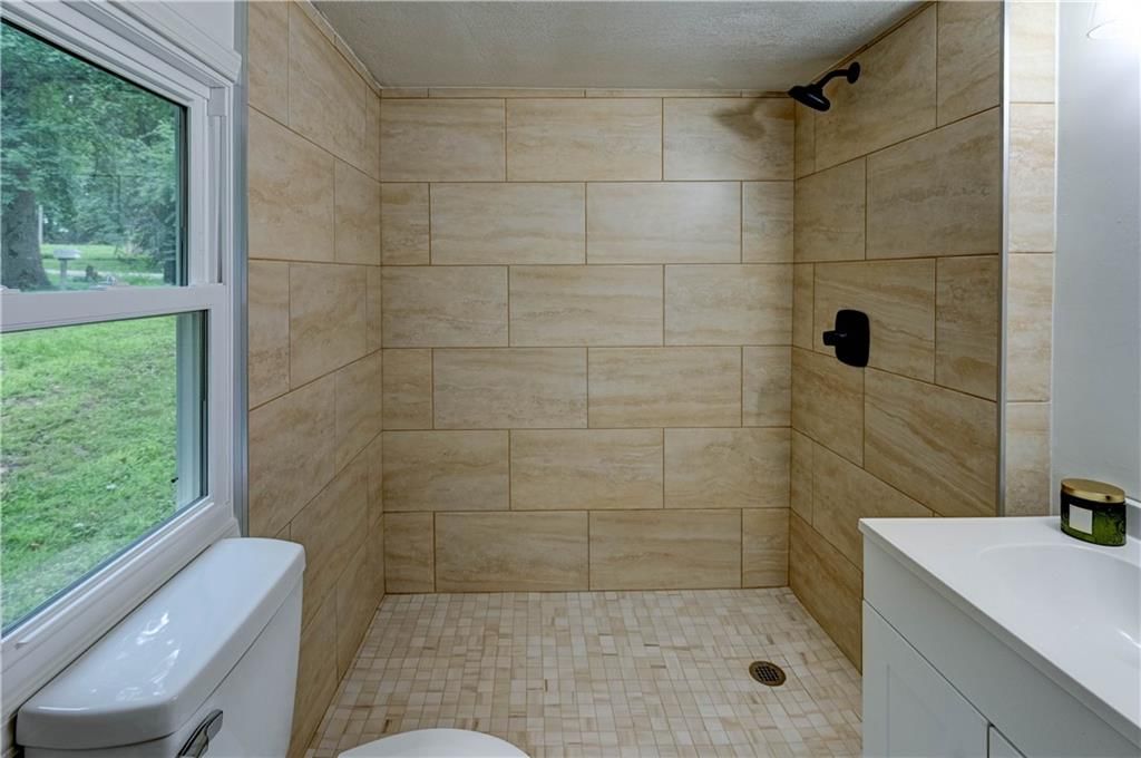 1200 E Stone Street — photo 19